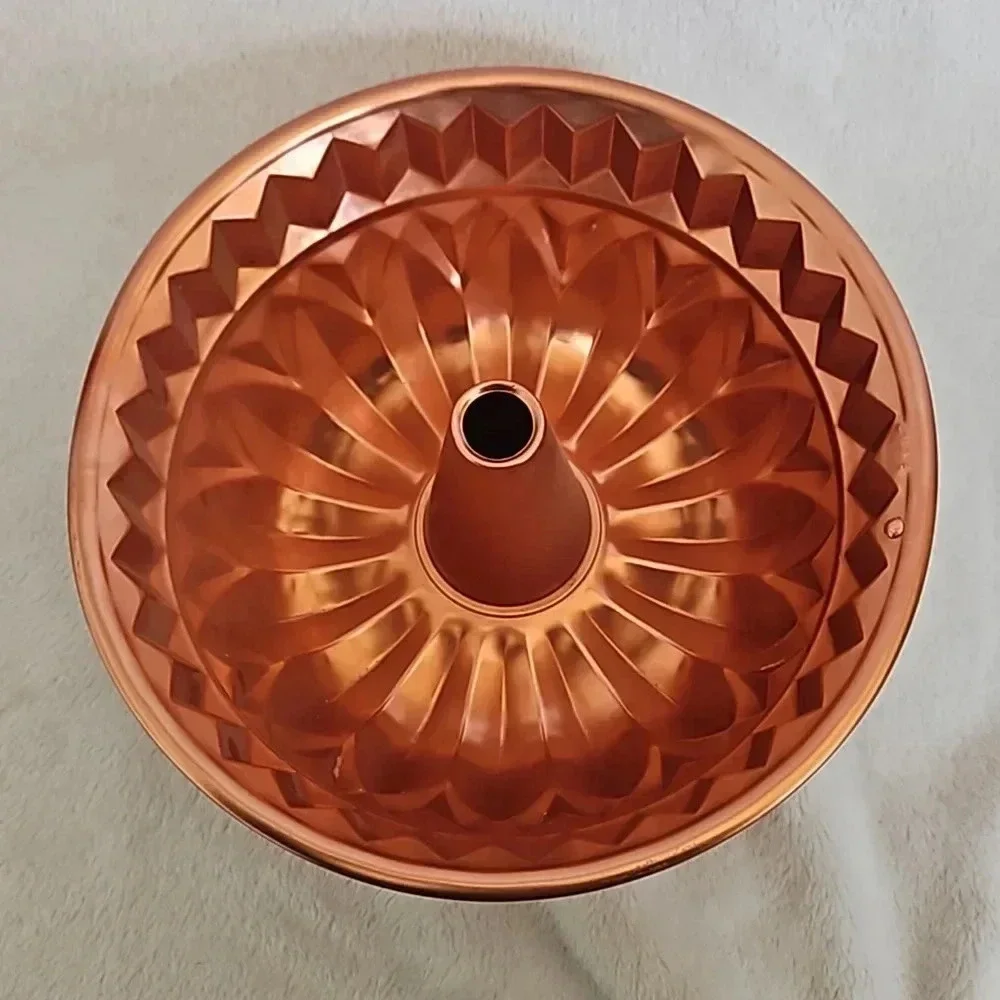 VINTAGE MOLD